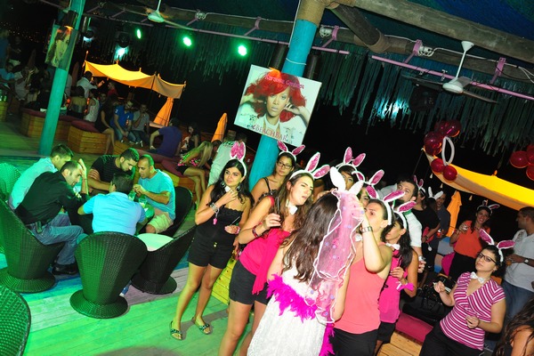 Saturday Night At Edde Sands